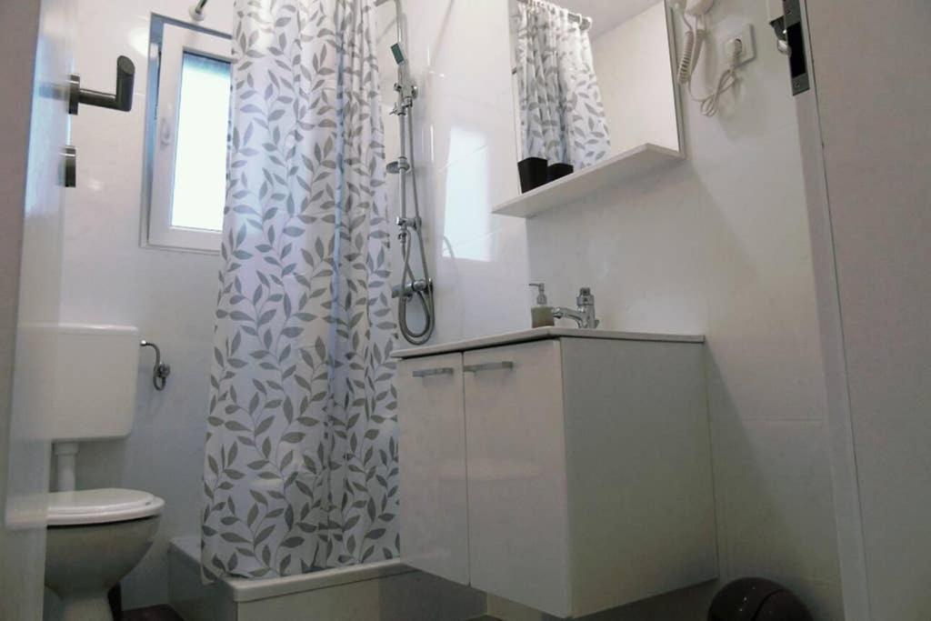 Apartman Greta Sukosan Sukošan Exterior foto